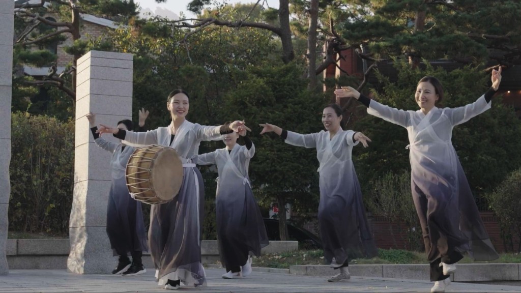 한누리예술단 공연 단체 기념사진